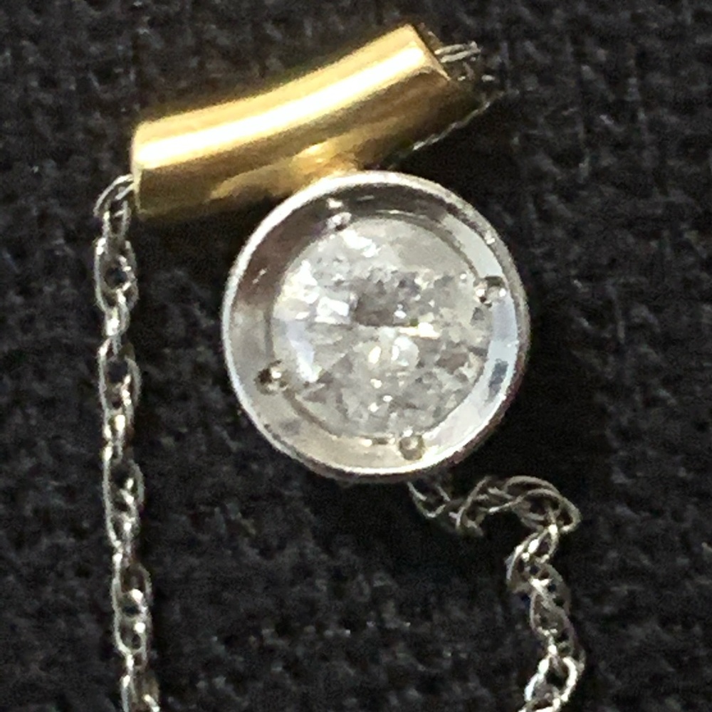 Diamond Necklce - Picture 3 of 12